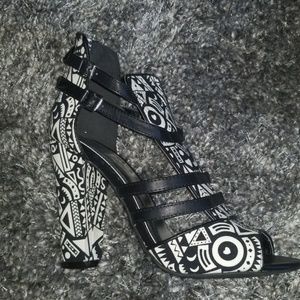 BAMBOO Shoes - Aztec Block Heel BAMBOO Shoes - Aztec Block Heel